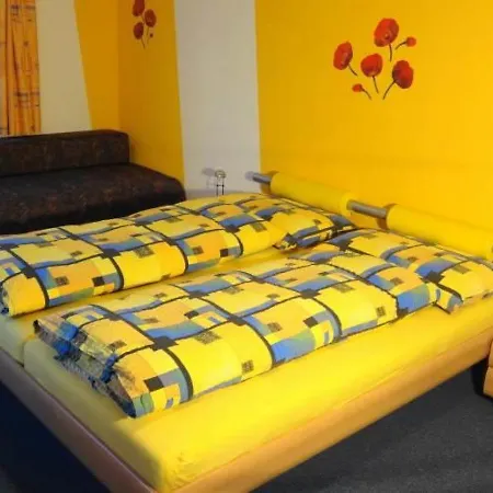 Domblick Apartment *